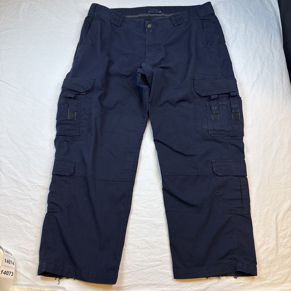 5.11 511 Tactical Cargo Pants Navy Blue  Men's Size 42 X 30 Pockets